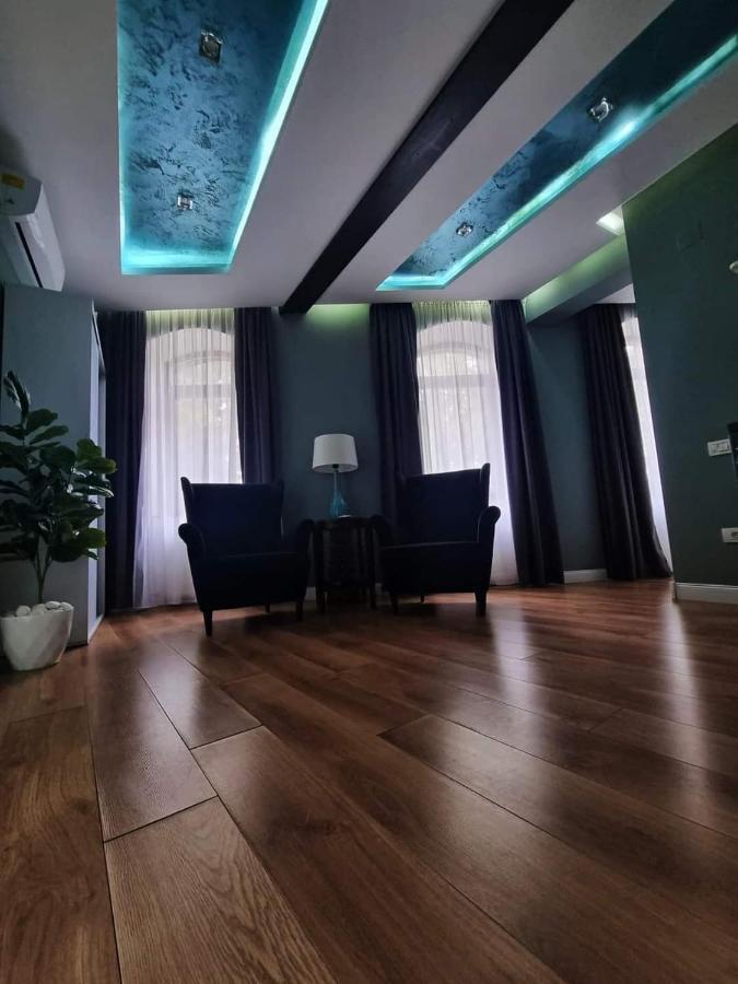 Laci Lak Modern Apartment Oradea Εξωτερικό φωτογραφία